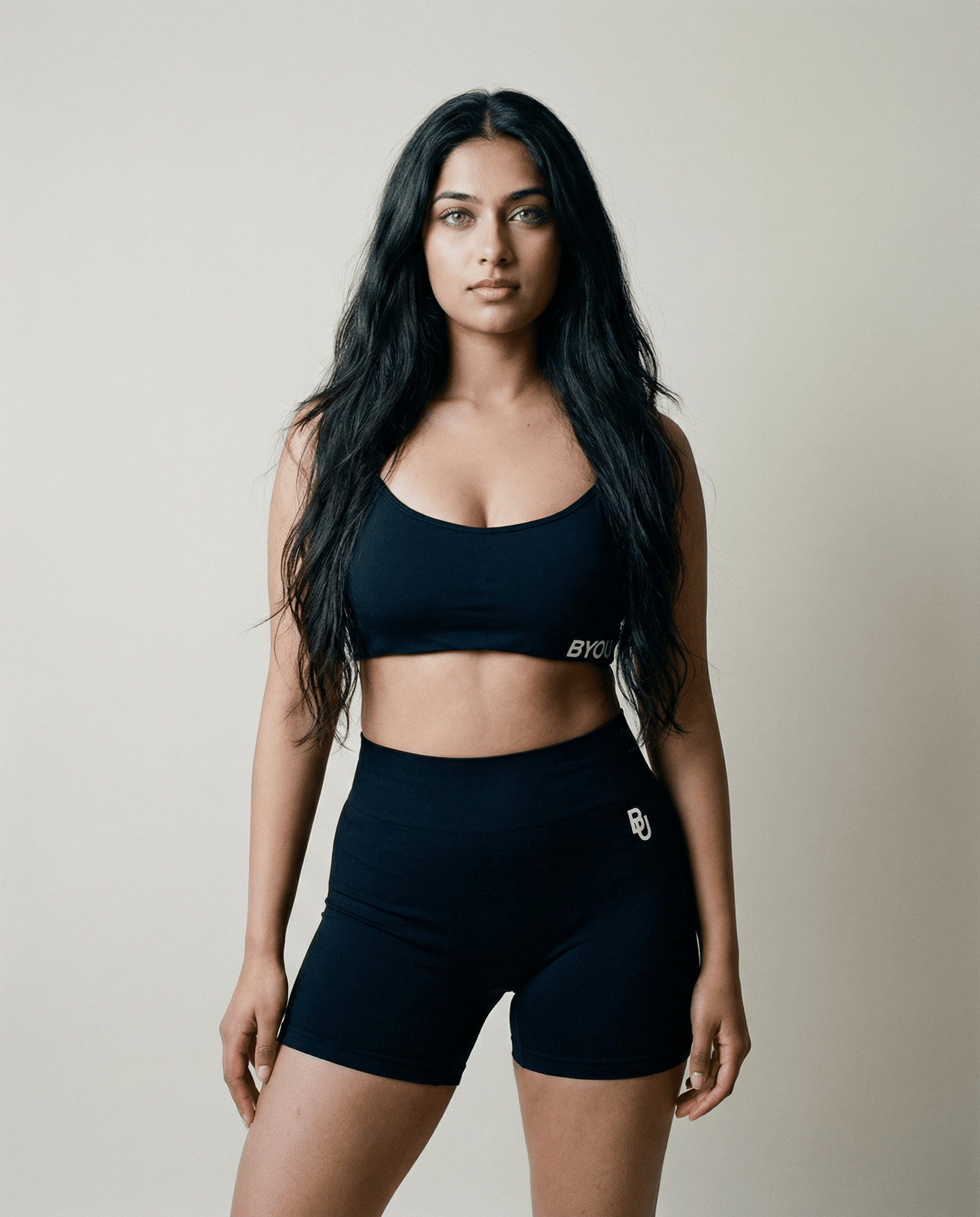 BYOU® - V Back Scrunch Seamless shorts - Midnight